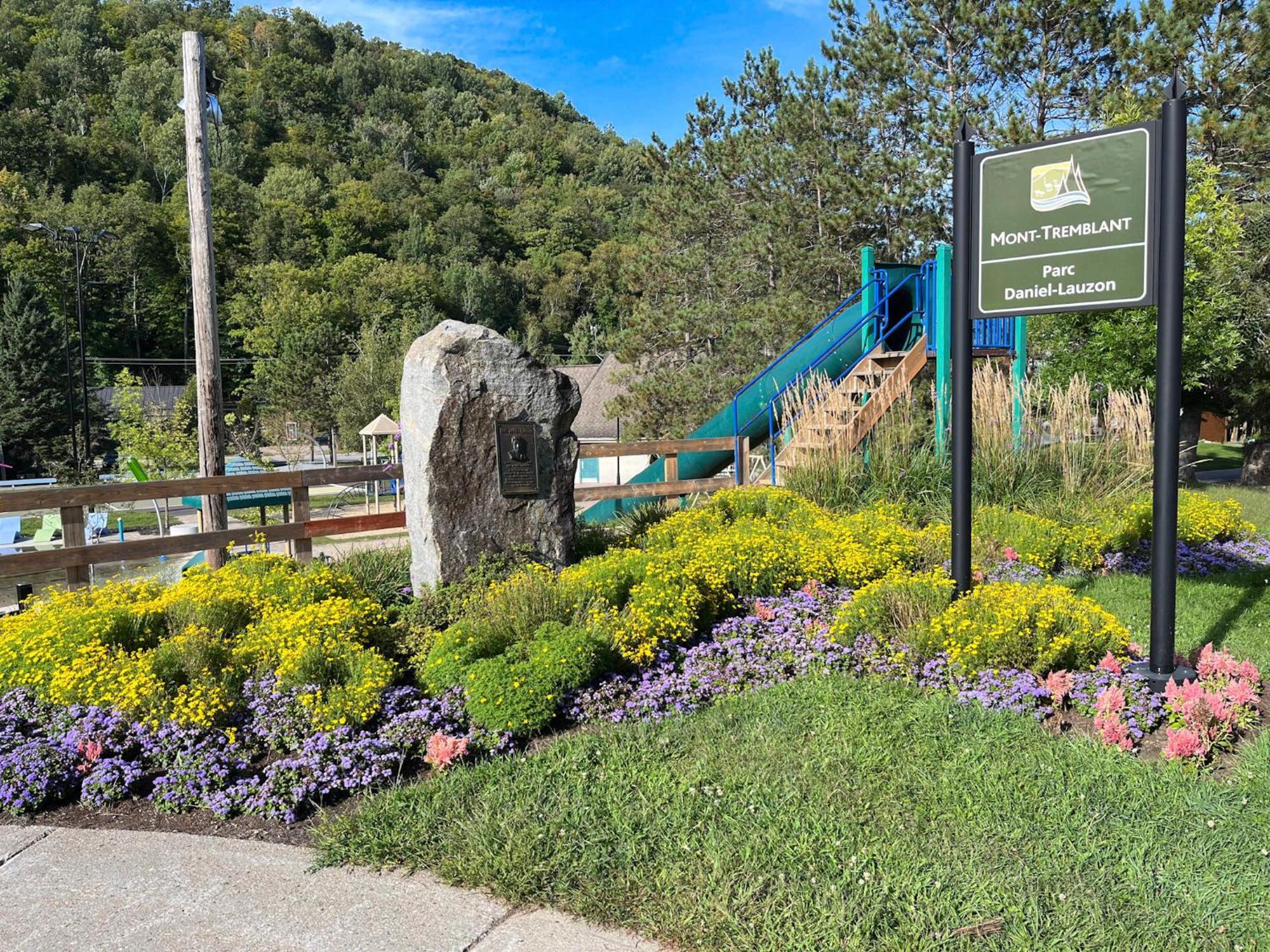 Condo Moderne, Escapade Vacance, Vue Sur Montagnes Luaran gambar