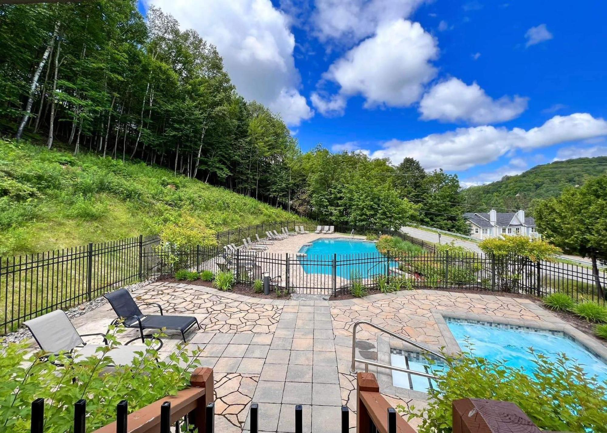 Condo Moderne, Escapade Vacance, Vue Sur Montagnes Luaran gambar