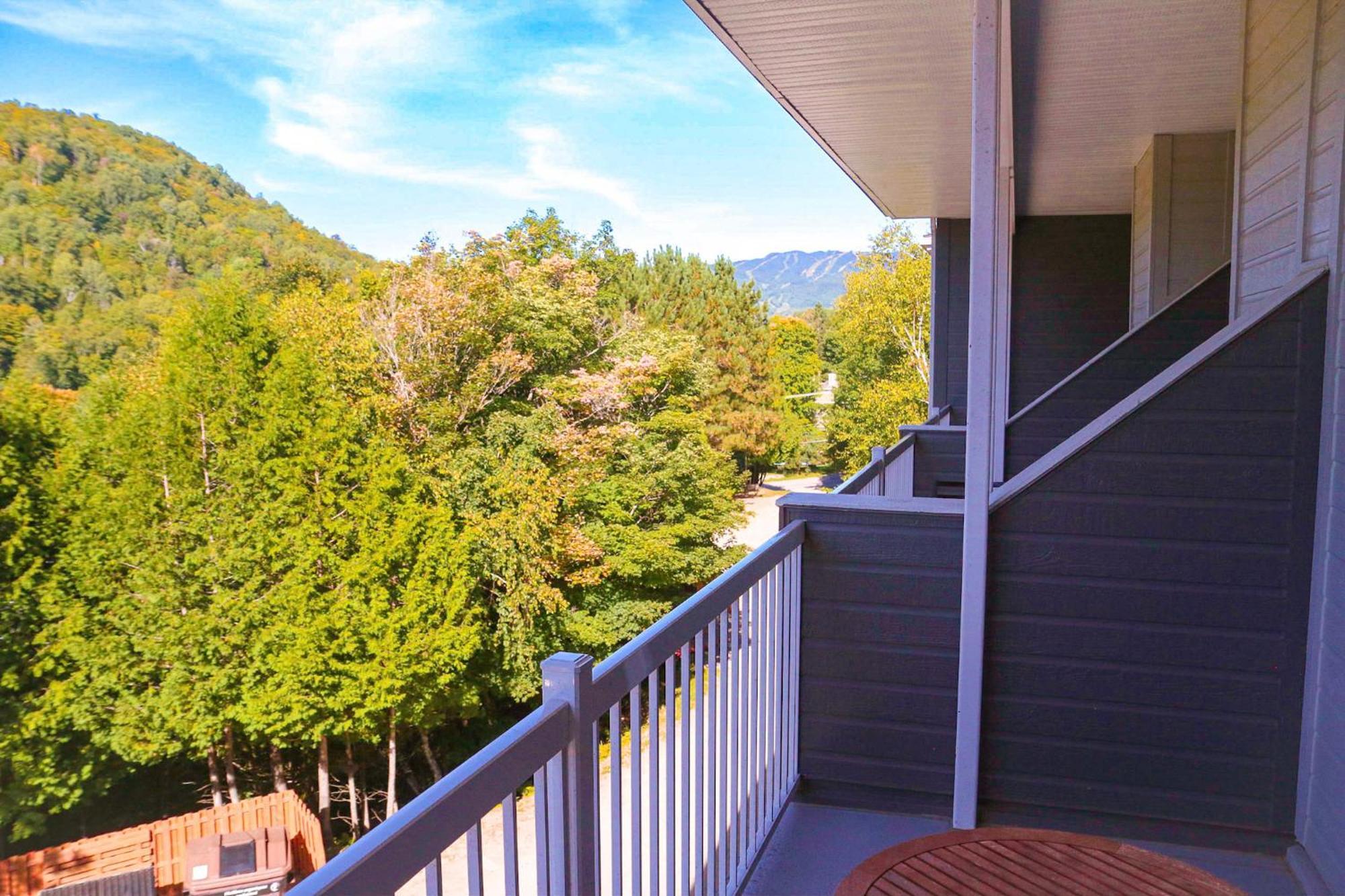 Condo Moderne, Escapade Vacance, Vue Sur Montagnes Luaran gambar