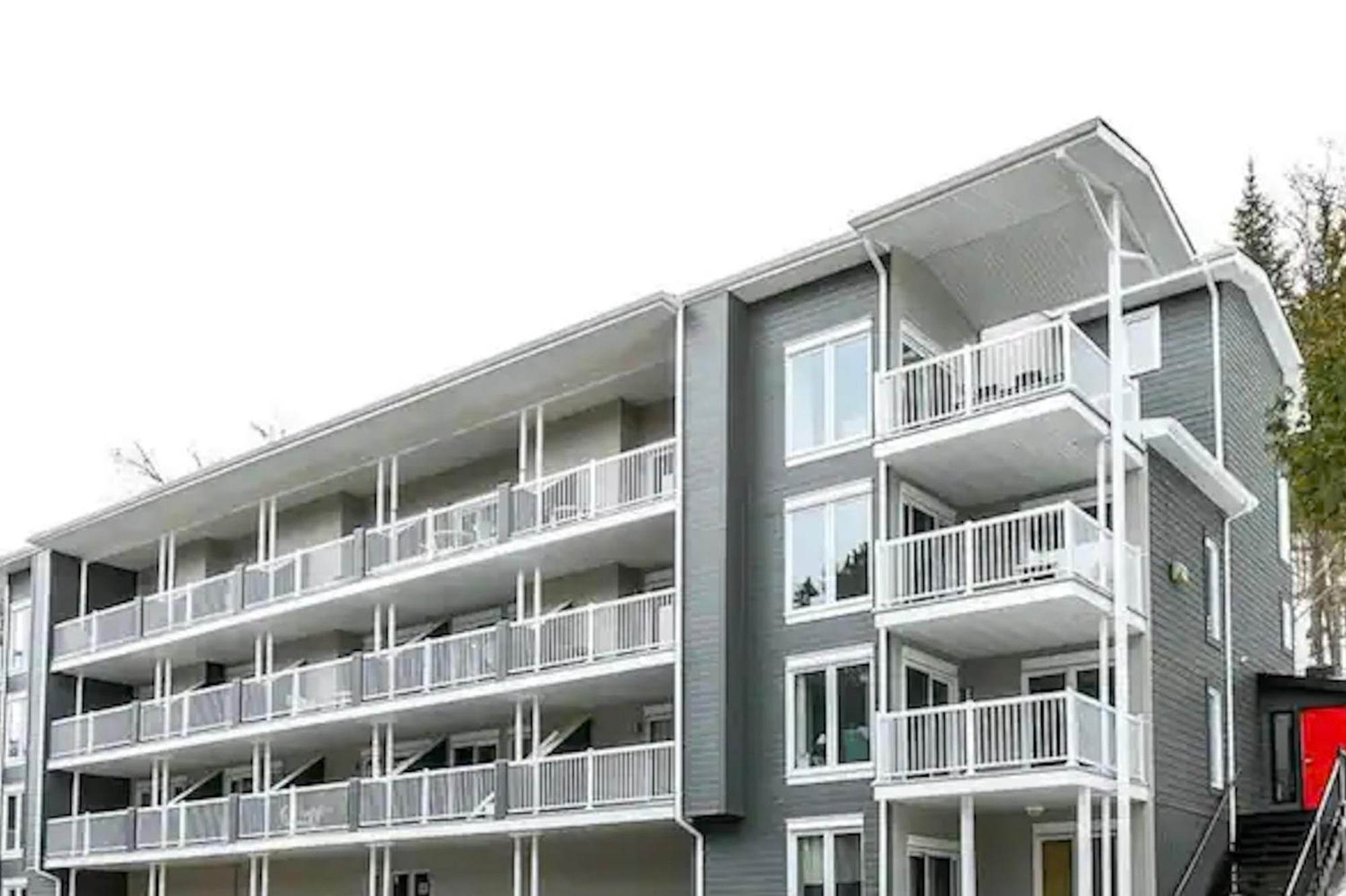 Condo Moderne, Escapade Vacance, Vue Sur Montagnes Luaran gambar